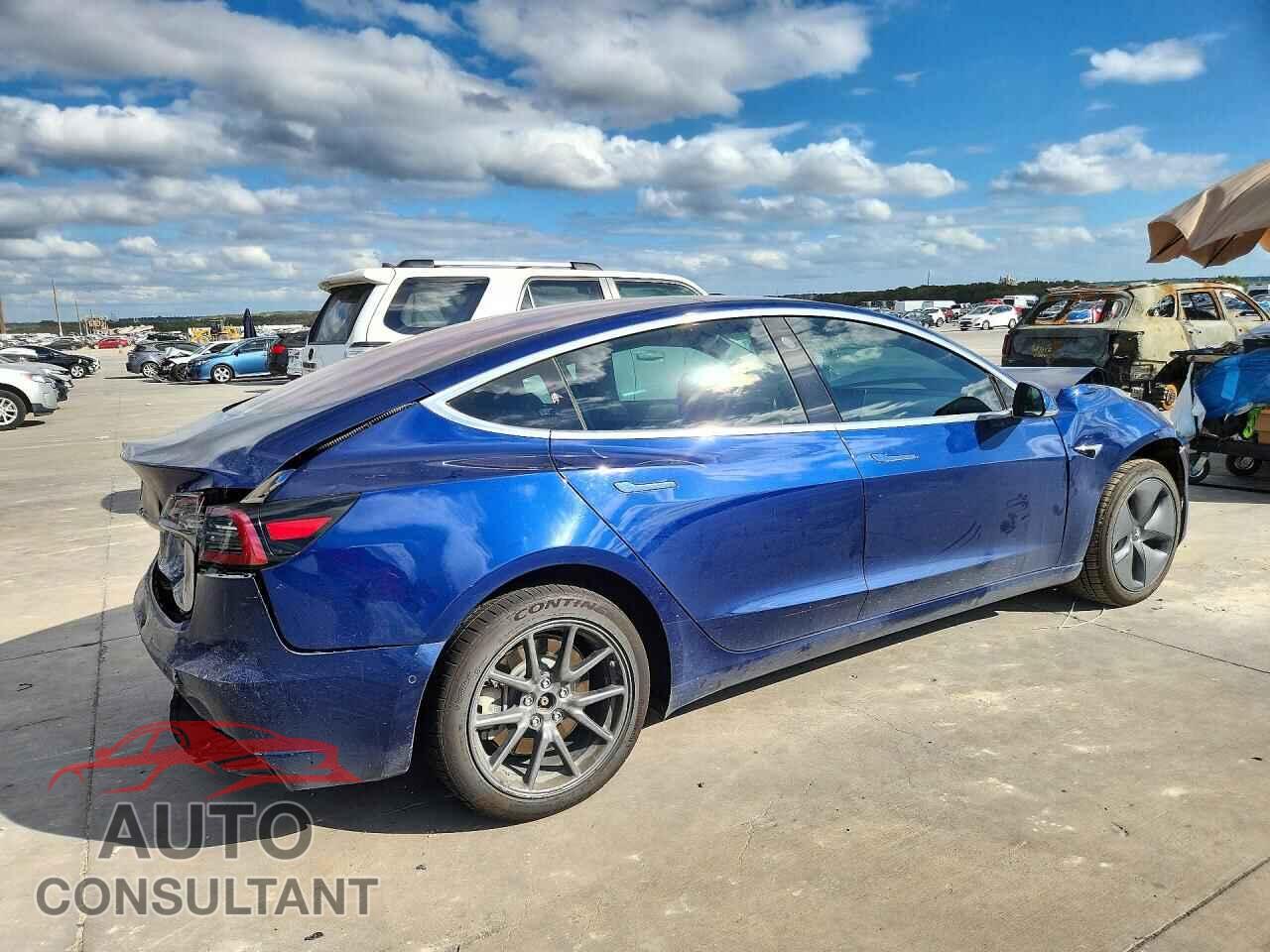 TESLA MODEL 3 2018 - 5YJ3E1EA0JF017048