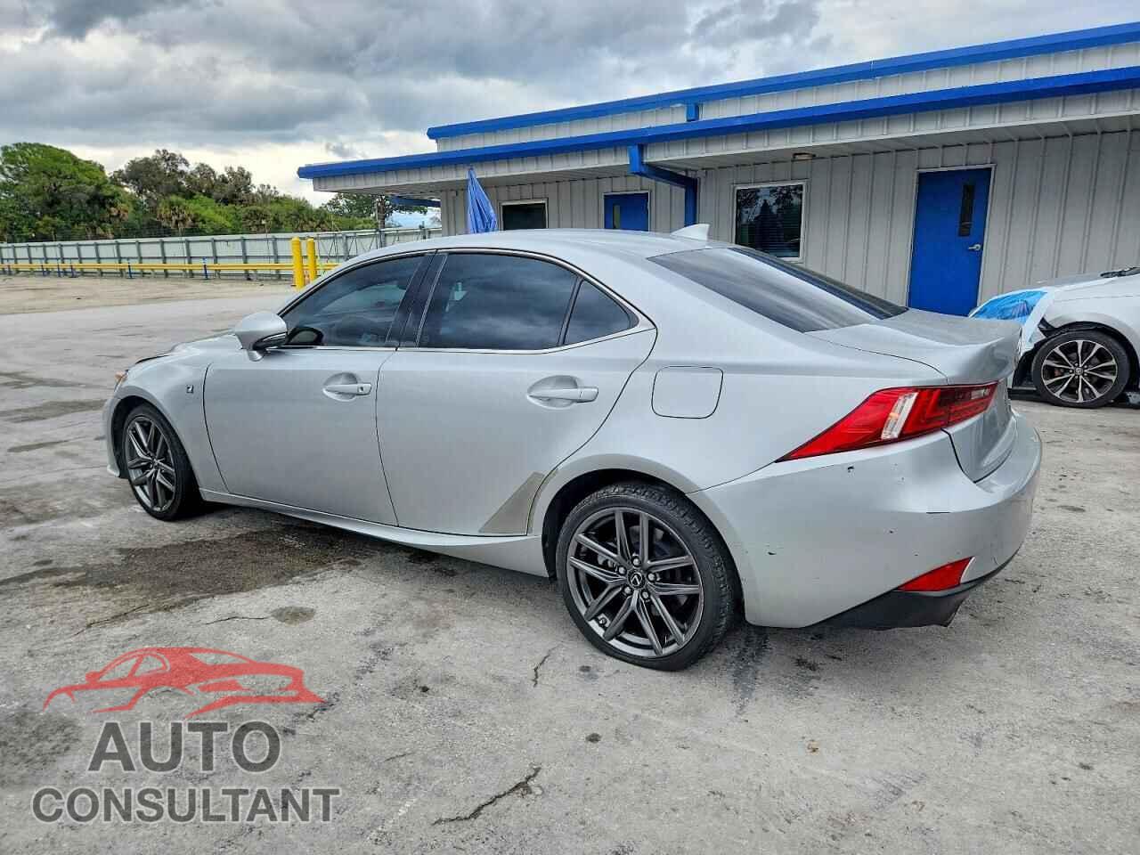 LEXUS IS 2014 - JTHBE1D27E5005149