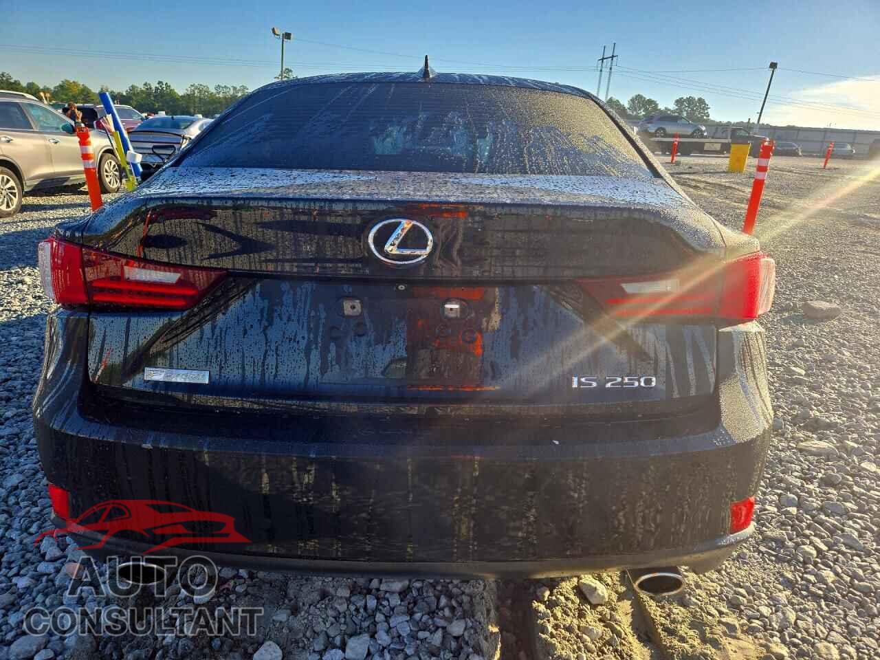 LEXUS IS 2015 - JTHBF1D23F5051382