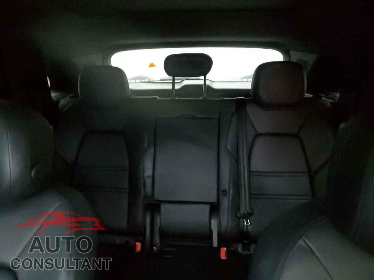 PORSCHE CAYENNE 2019 - WP1AA2AY8KDA14708