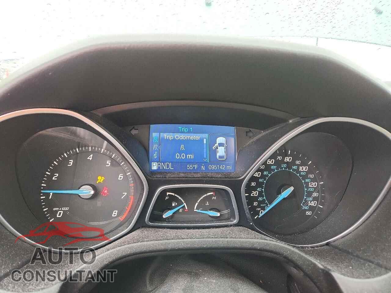 FORD FOCUS 2012 - 1FAHP3K2XCL213299