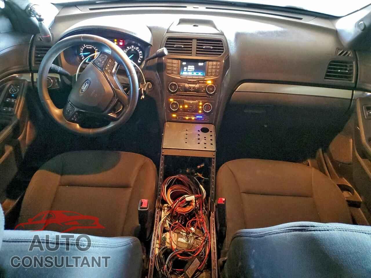 FORD EXPLORER 2018 - 1FM5K8AR4JGB81085