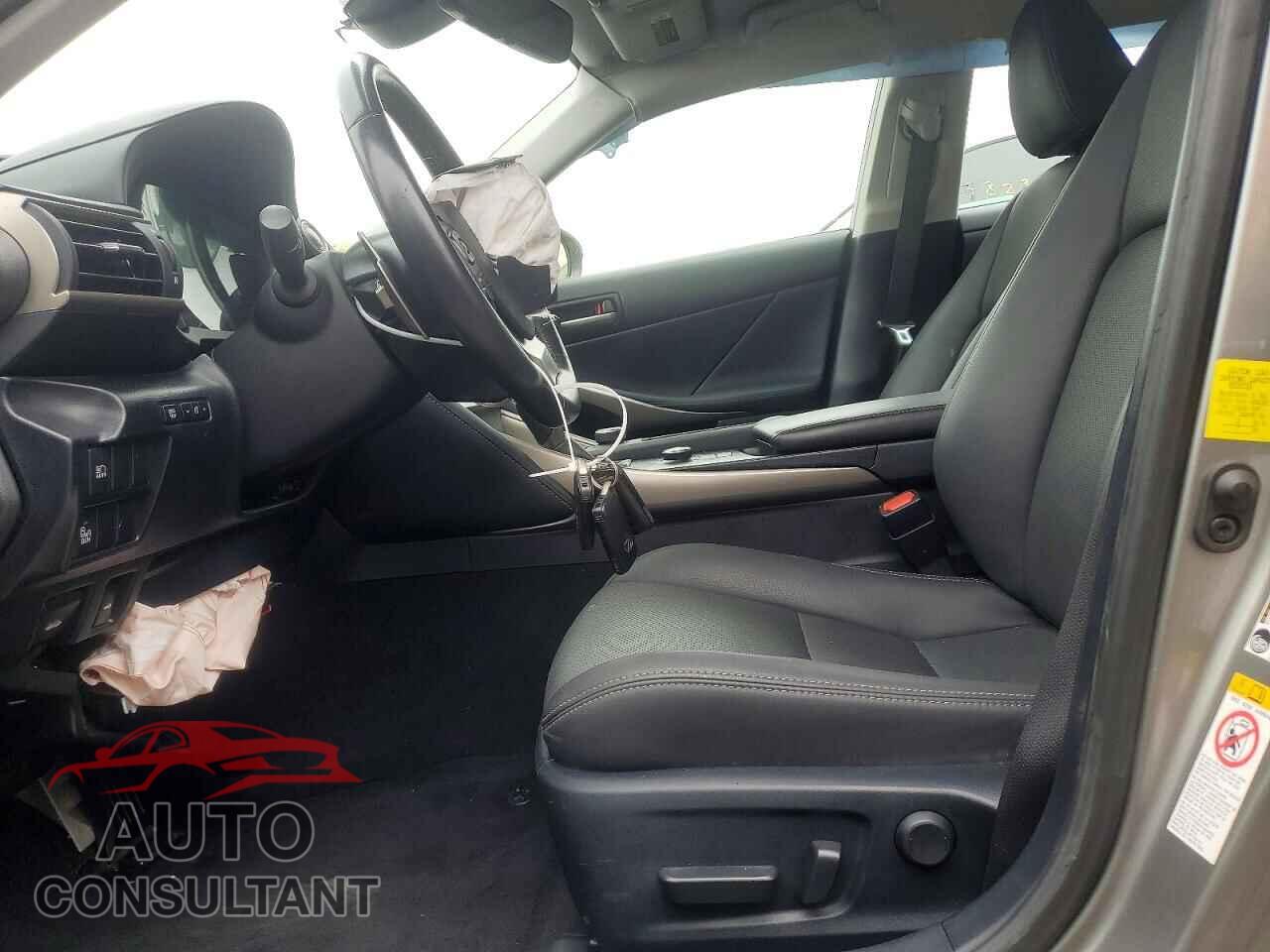LEXUS IS 2019 - JTHBA1D29K5089210