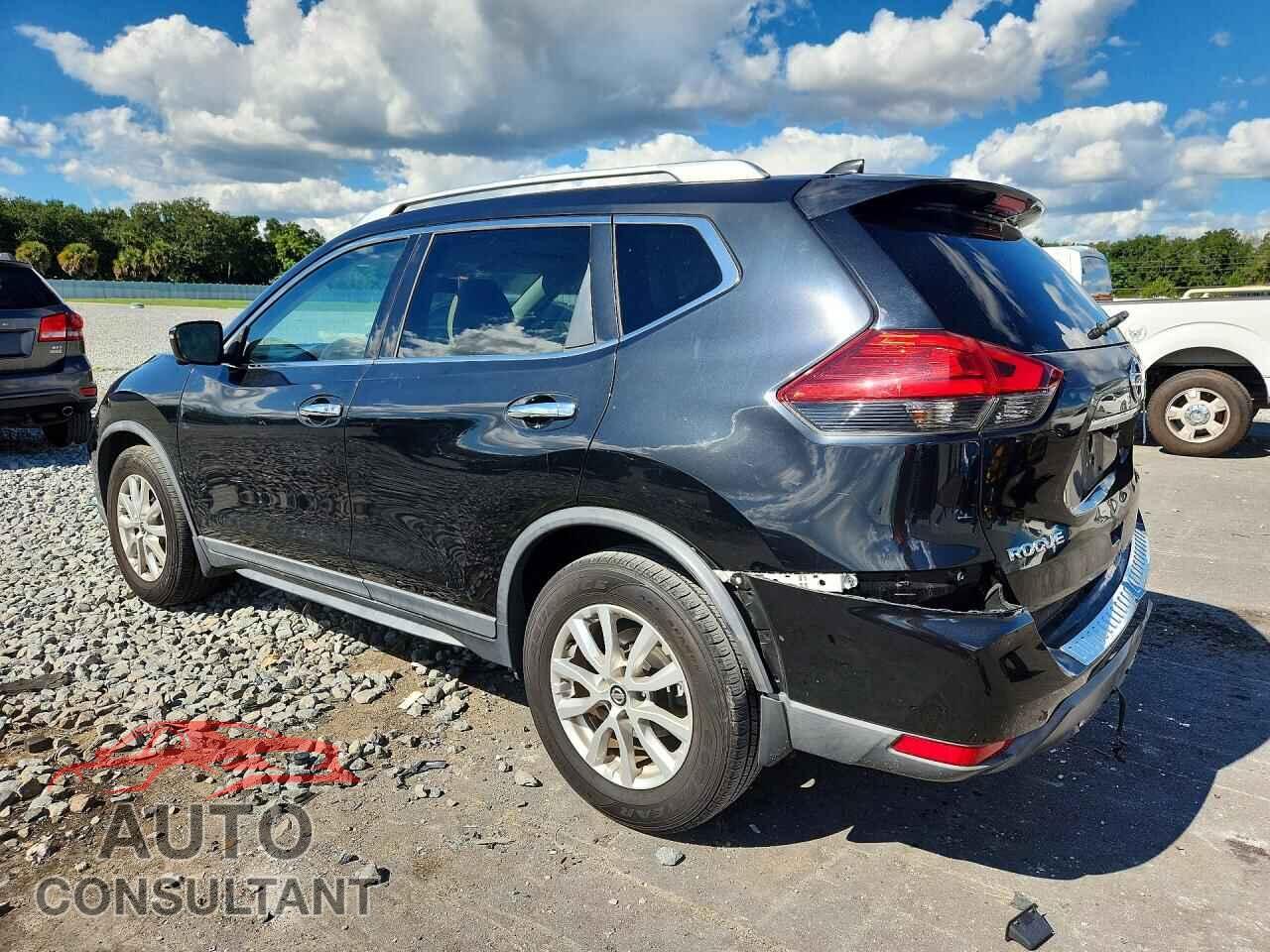 NISSAN ROGUE 2017 - KNMAT2MTXHP508183