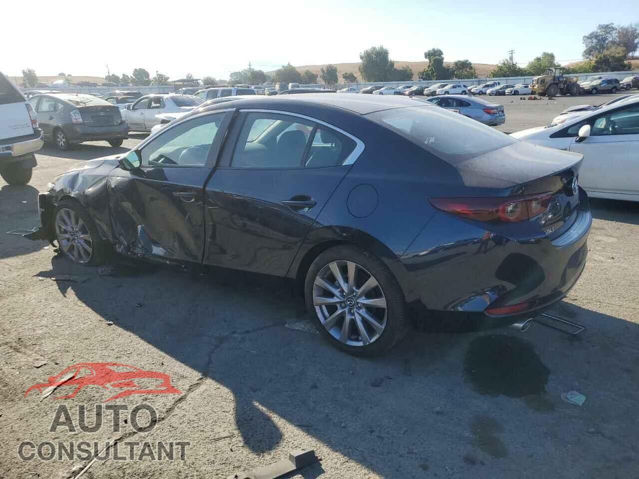 MAZDA 3 2023 - 3MZBPACM7PM379057