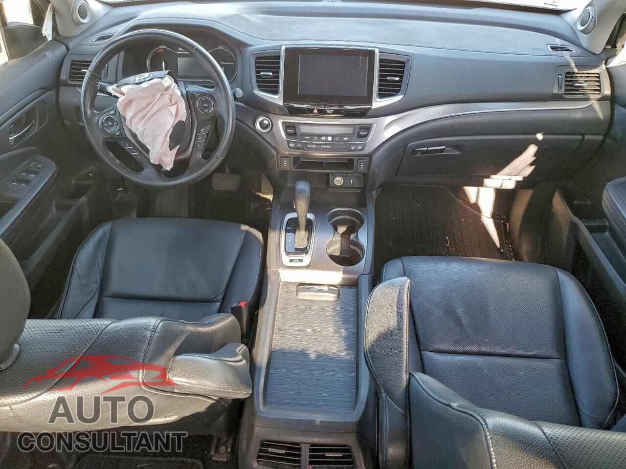 HONDA RIDGELINE 2017 - 5FPYK3F63HB031631