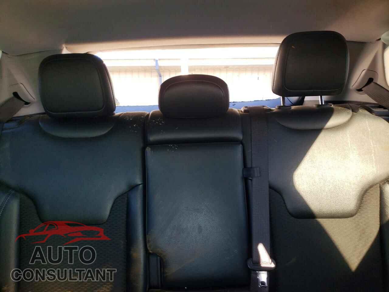 JEEP COMPASS 2022 - 3C4NJDBB0NT130024
