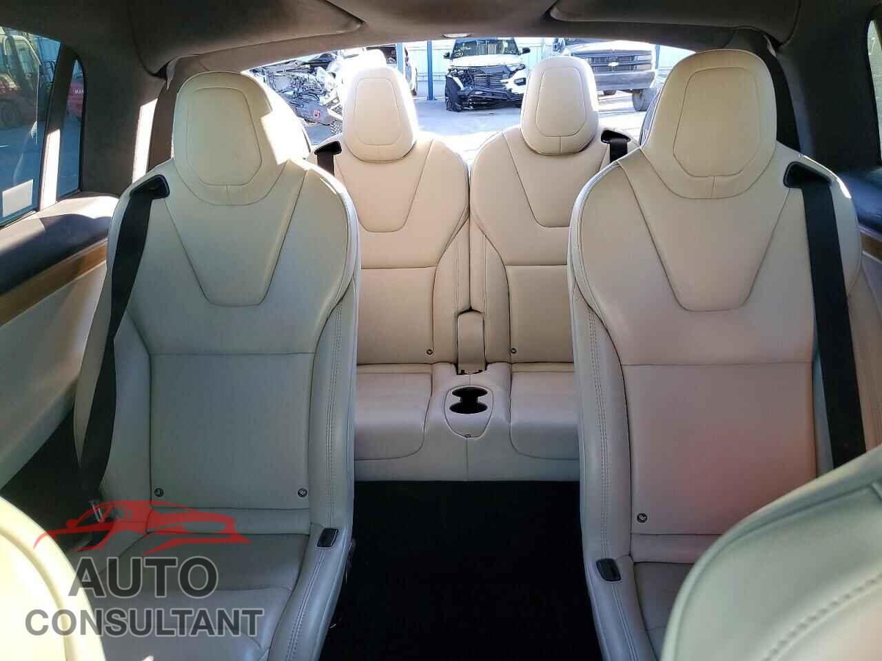 TESLA MODEL X 2019 - 5YJXCBE28KF206960