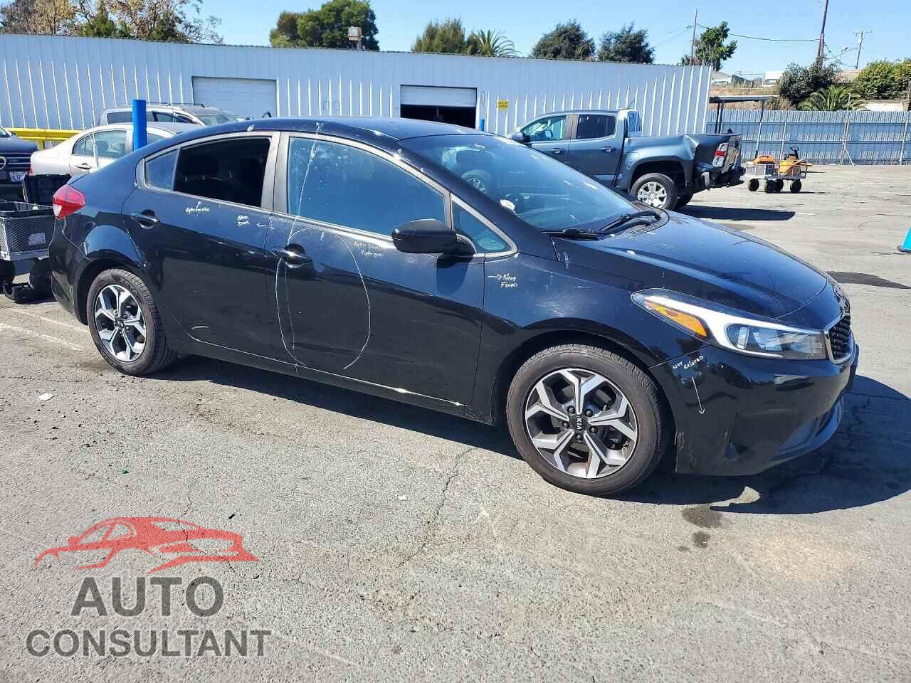 KIA FORTE 2017 - 3KPFK4A76HE118497