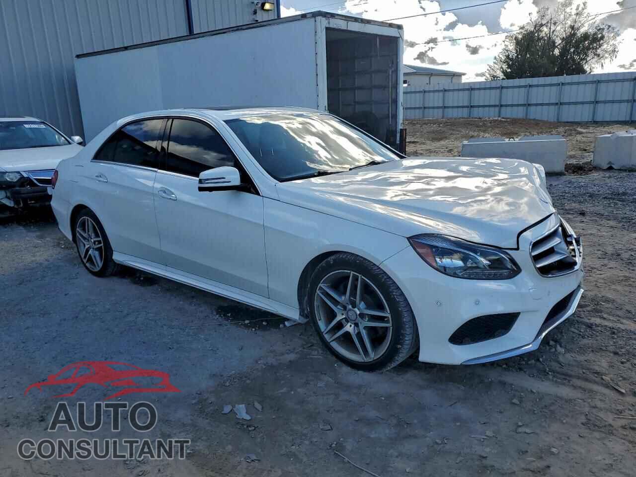 MERCEDES-BENZ E-CLASS 2016 - WDDHF5KB6GB271808