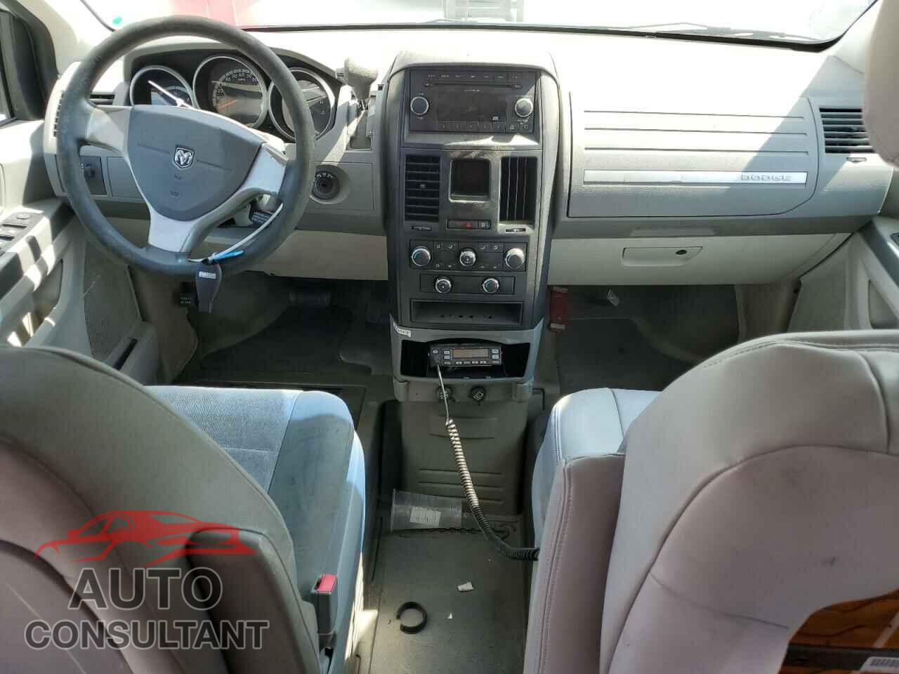 DODGE CARAVAN 2009 - 1D8HN44E89B520676