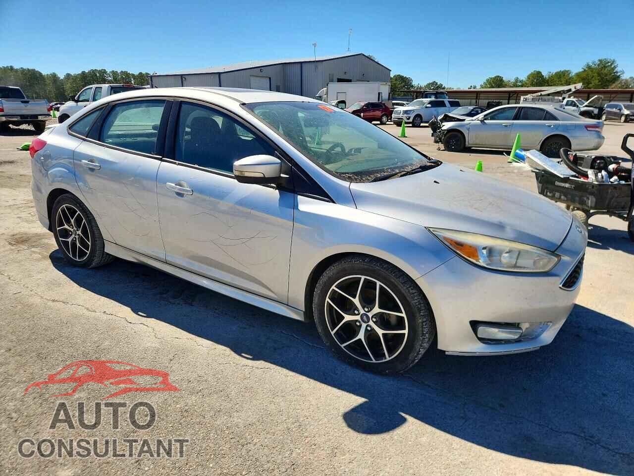 FORD FOCUS 2015 - 1FADP3FE0FL344961