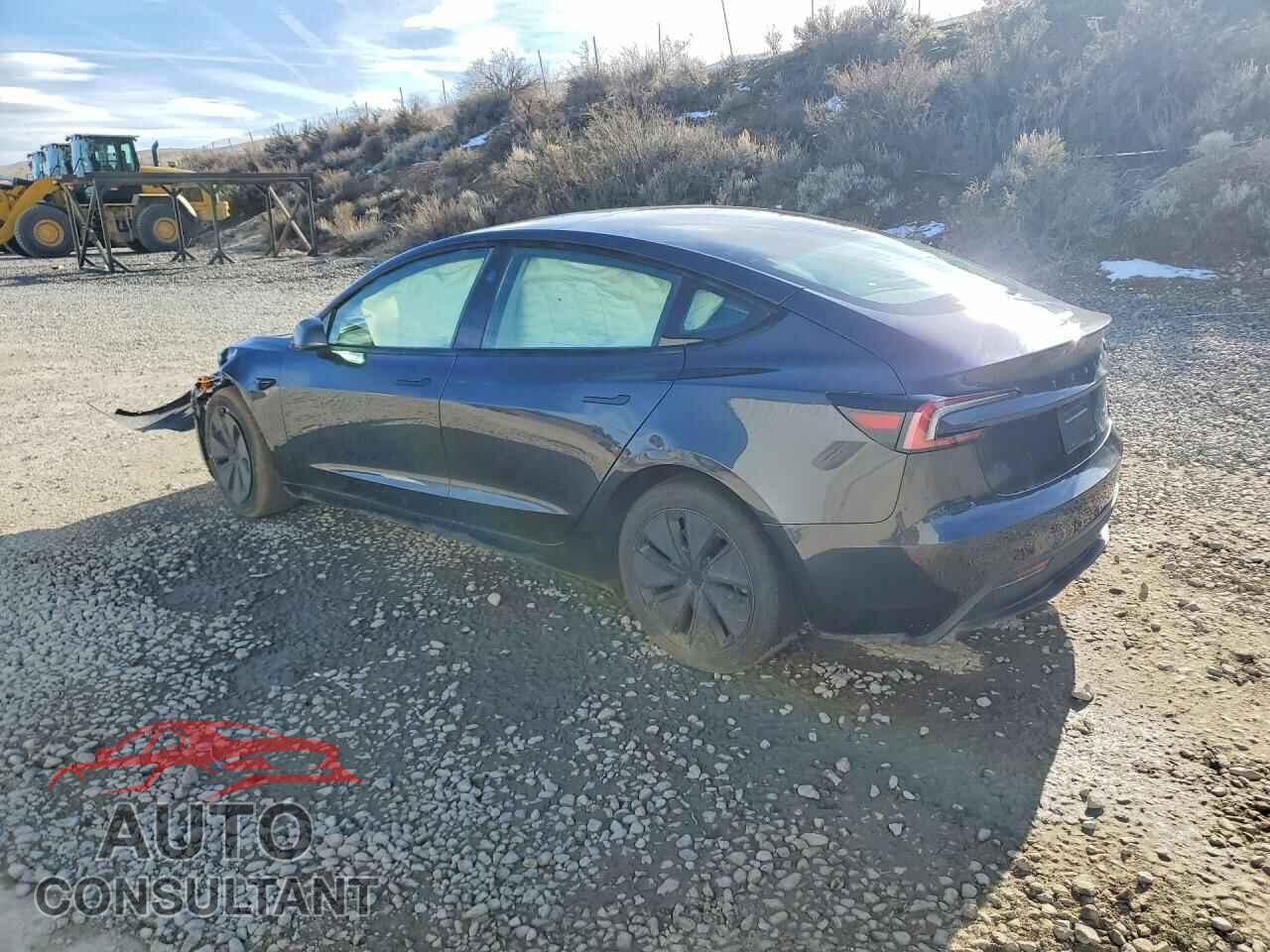 TESLA MODEL 3 2025 - 5YJ3E1EB8SF015736
