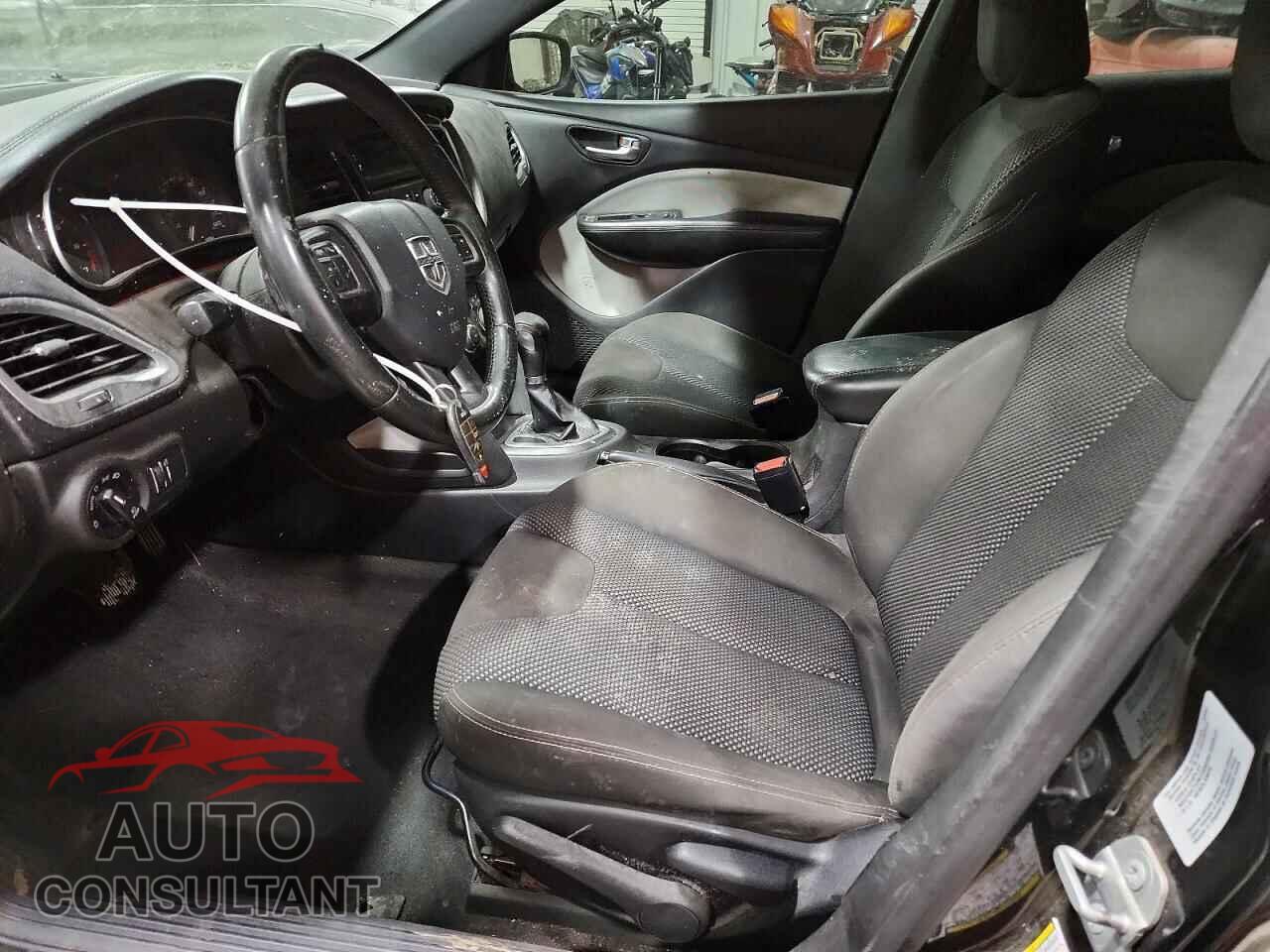 DODGE DART 2015 - 1C3CDFBB6FD422590