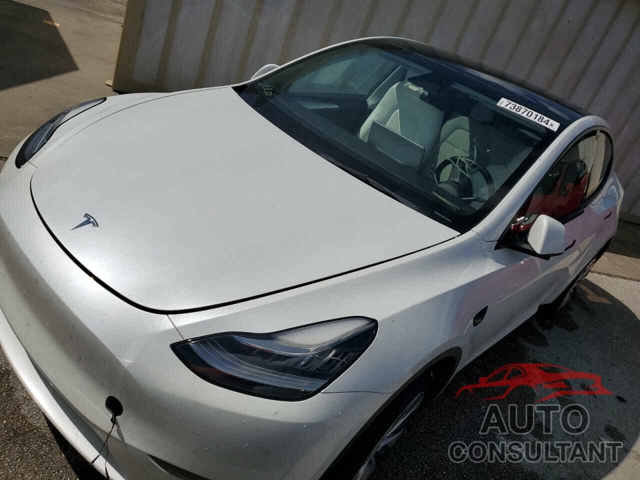 TESLA MODEL Y 2023 - 7SAYGDEE0PA099585