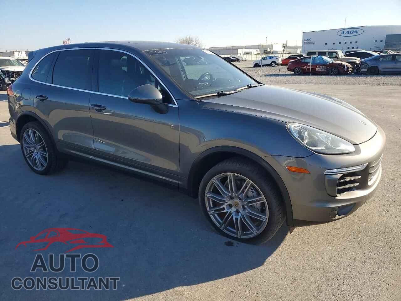 PORSCHE CAYENNE 2016 - WP1AB2A27GLA93648