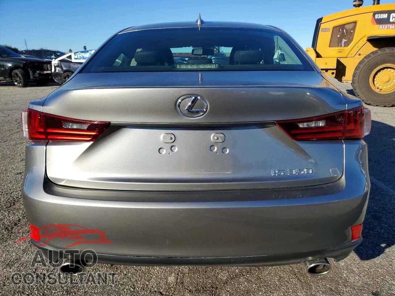 LEXUS IS 2014 - JTHBF1D29E5009300