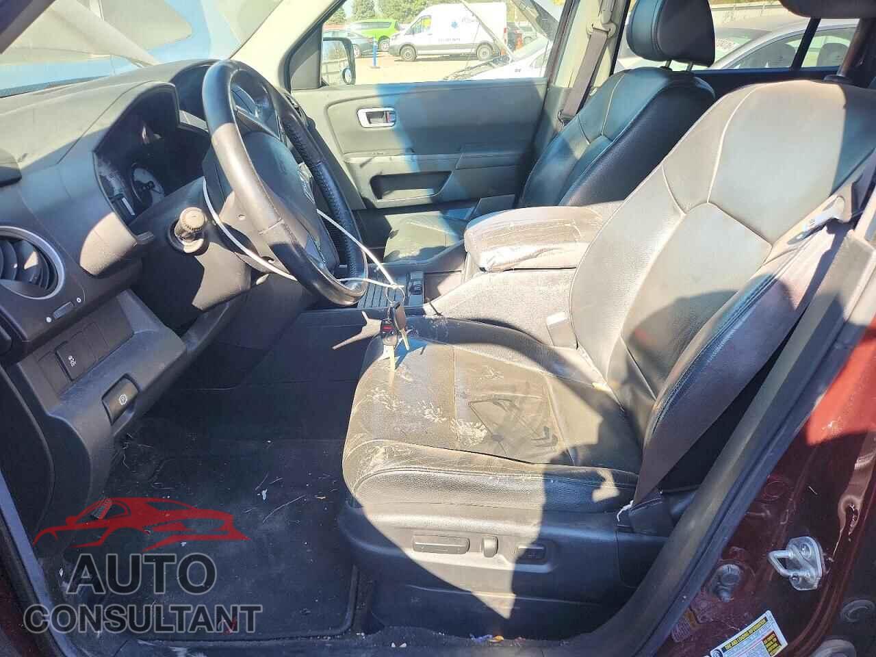 HONDA PILOT 2012 - 5FNYF4H50CB015936