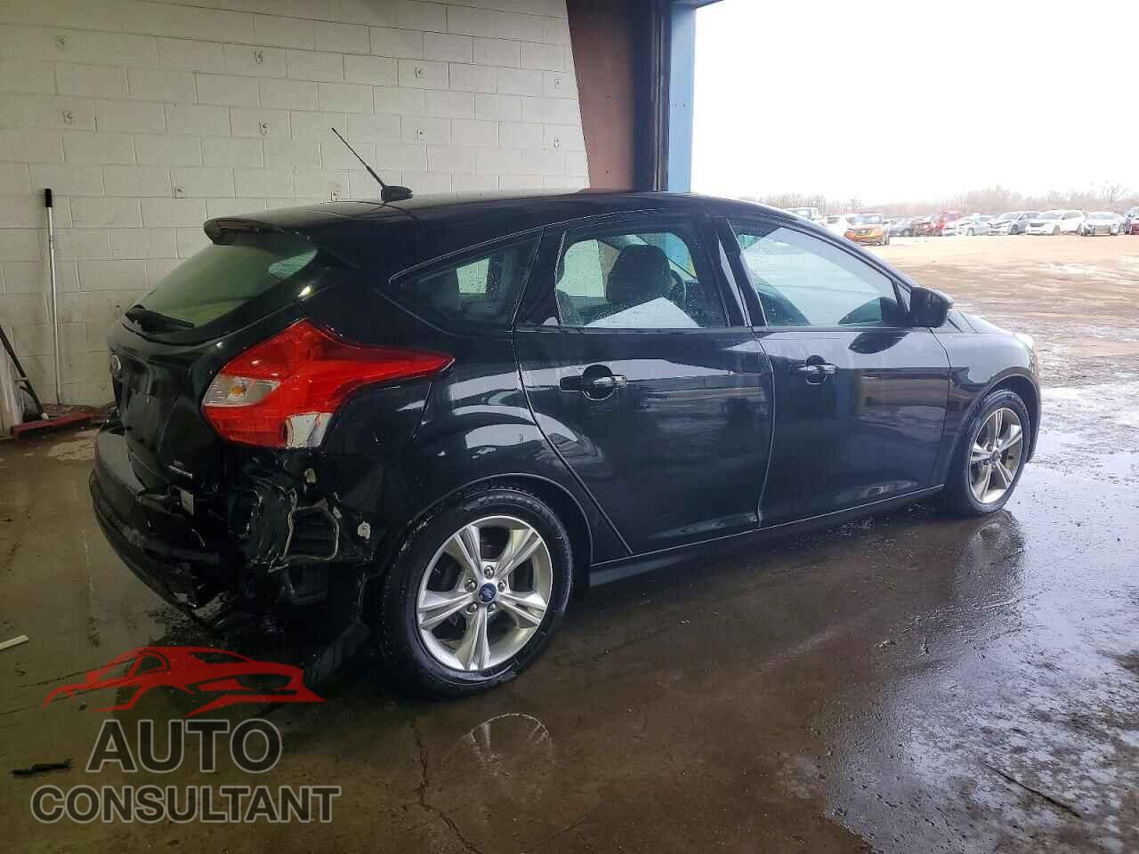 FORD FOCUS 2014 - 1FADP3K2XEL280194