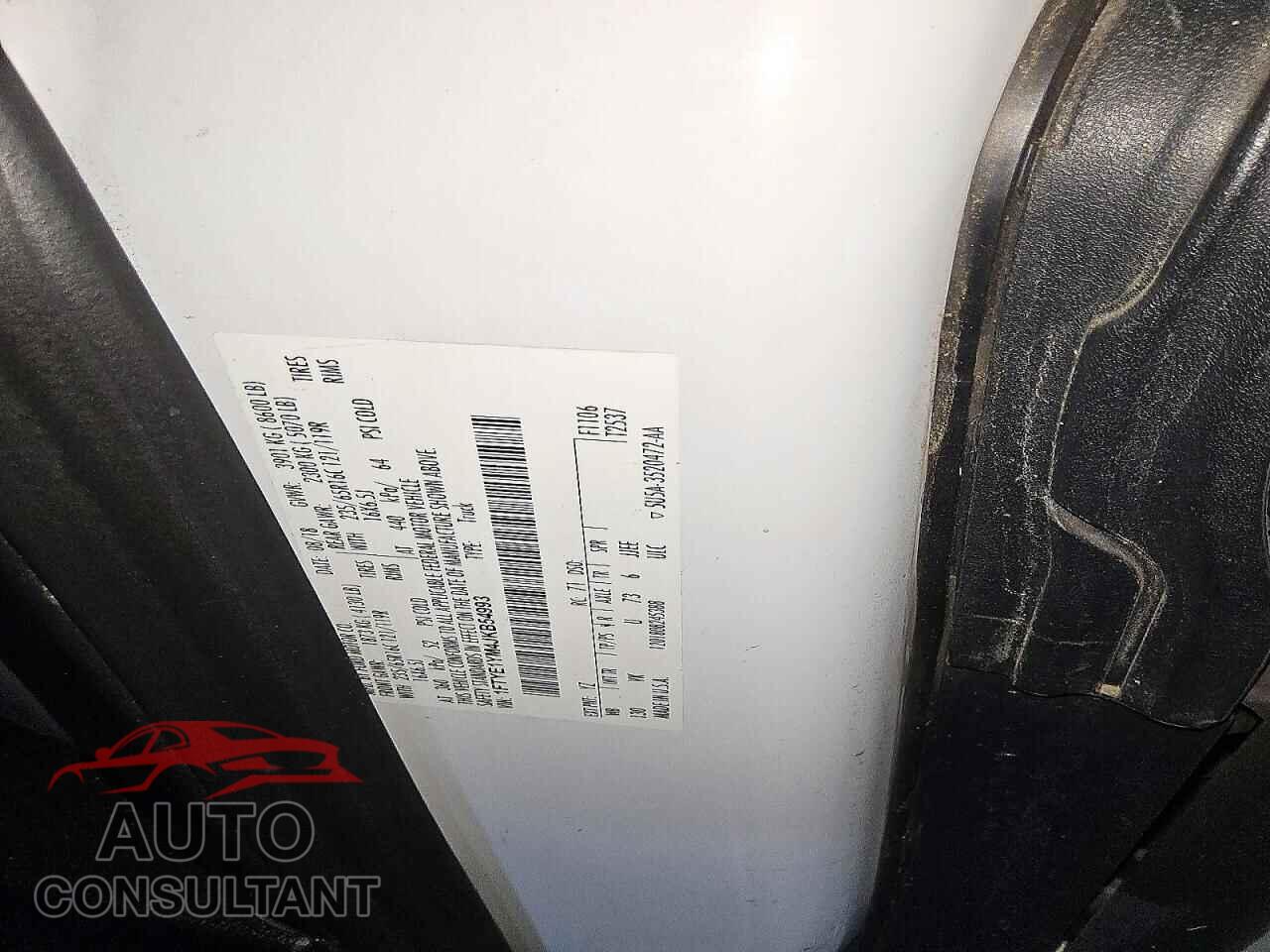 FORD TRANSIT 2018 - 1FTYE1YM4JKB54993