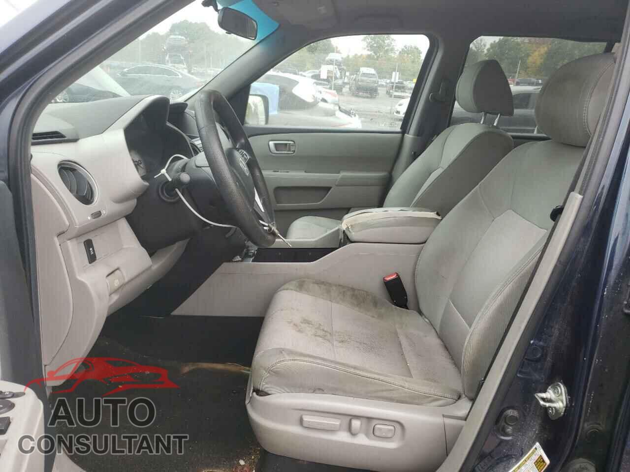 HONDA PILOT 2012 - 5FNYF4H48CB051817