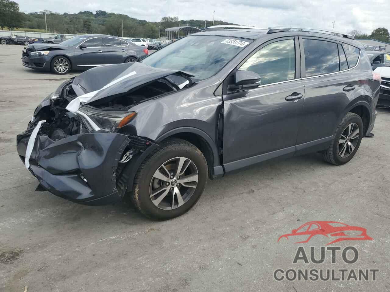 TOYOTA RAV4 2018 - JTMWFREV3JJ724648