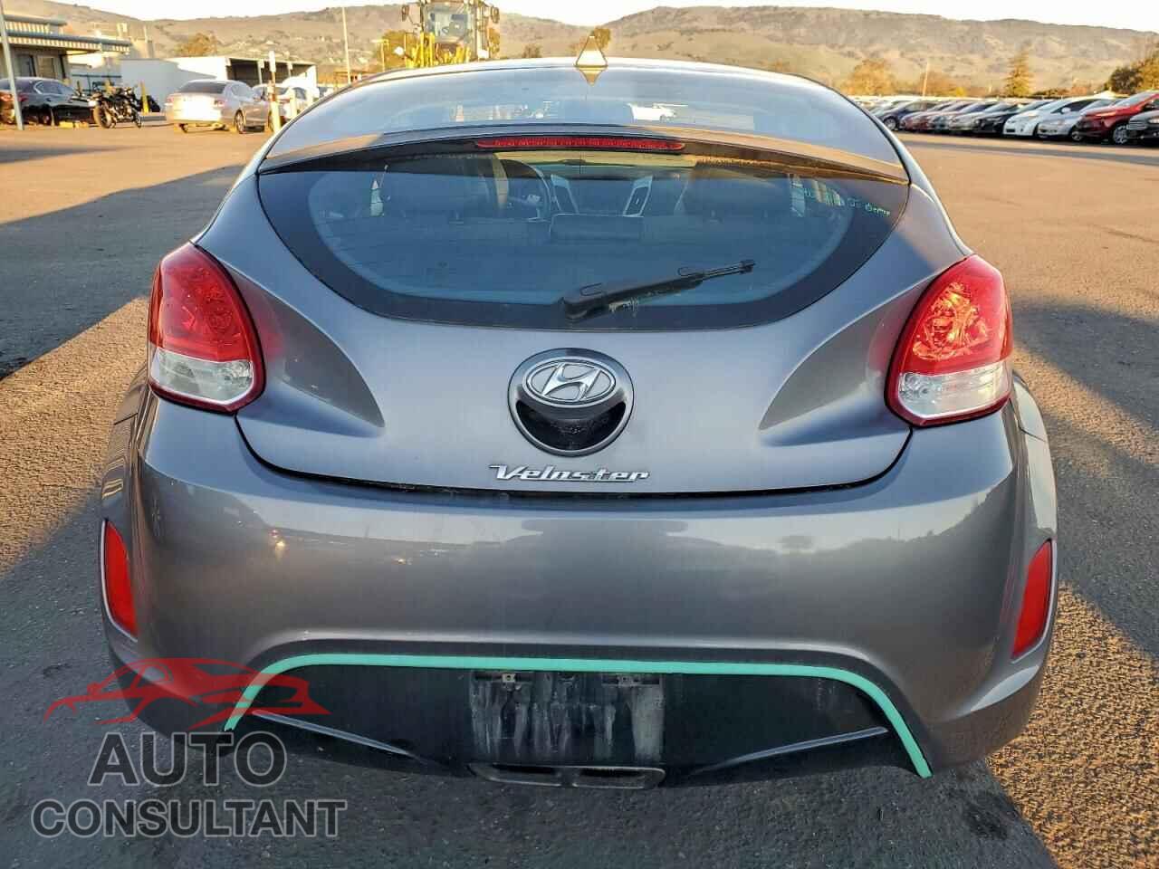 HYUNDAI VELOSTER 2013 - KMHTC6AD5DU094329