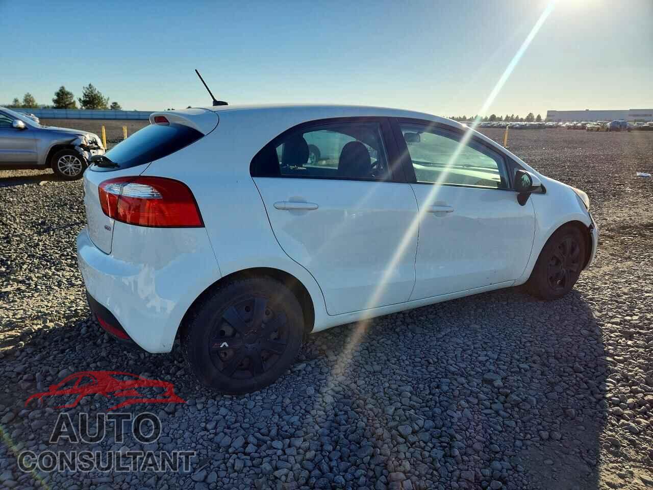 KIA RIO 2014 - KNADM5A31E6358513