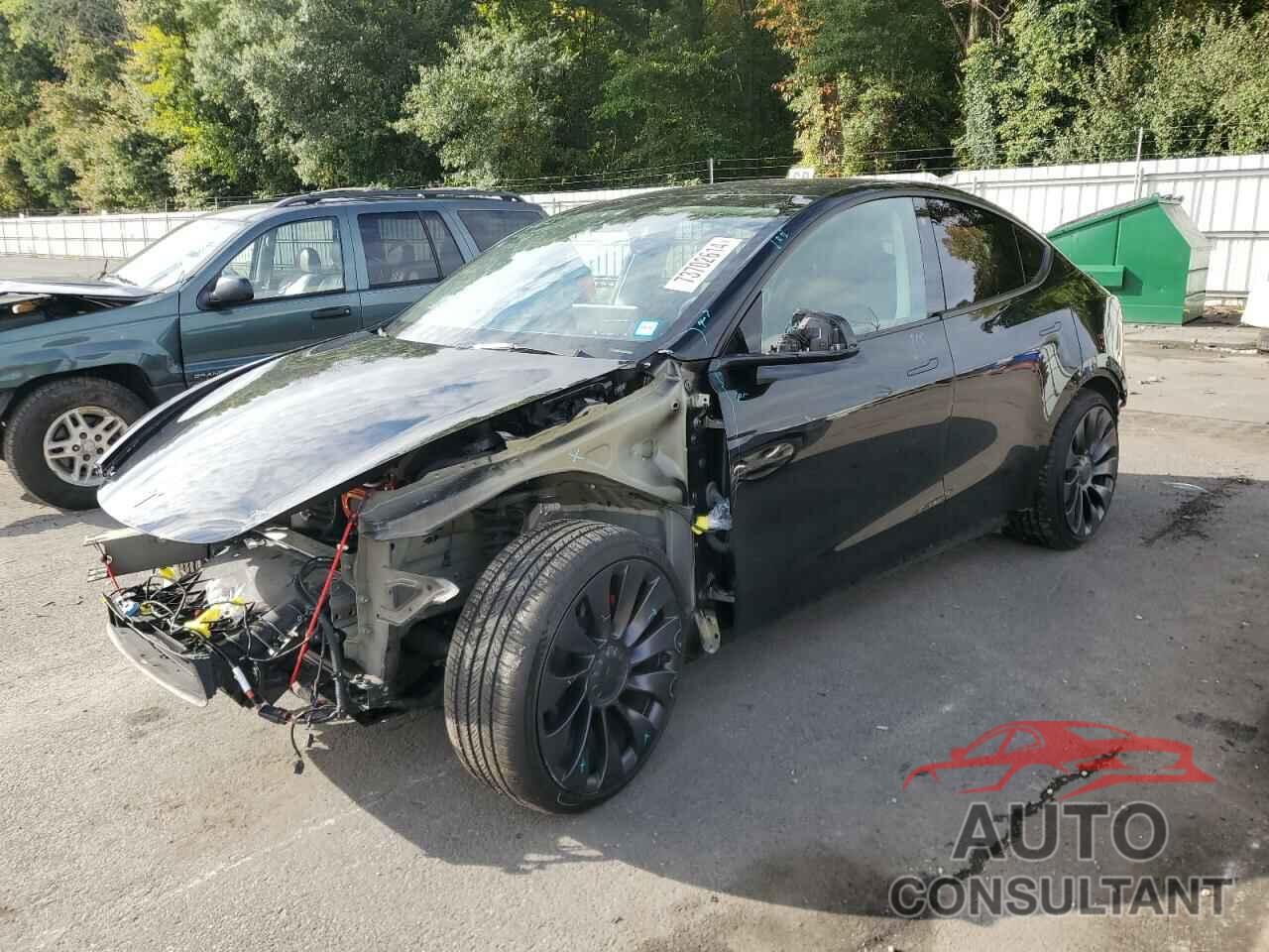 TESLA MODEL Y 2023 - 7SAYGDEF8PF747377