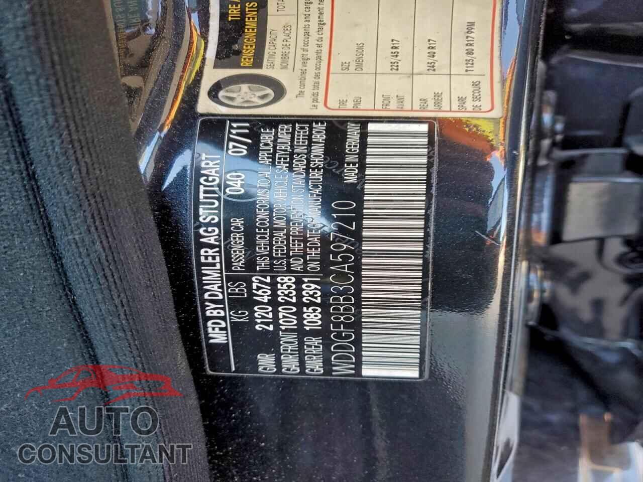 MERCEDES-BENZ C-CLASS 2012 - WDDGF8BB3CA597210