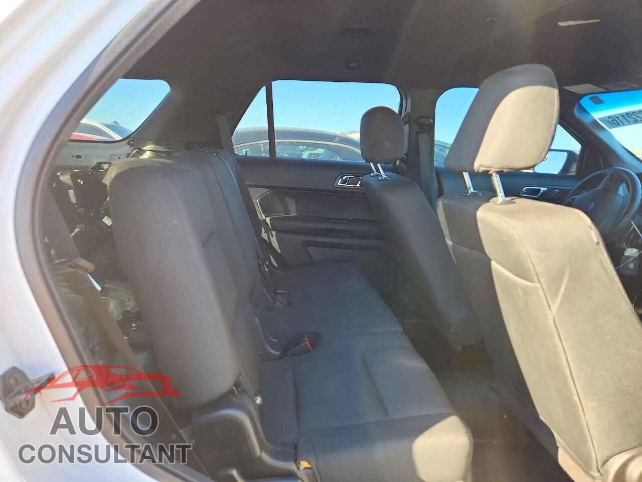 FORD EXPLORER 2017 - 1FM5K8AR2HGA36475