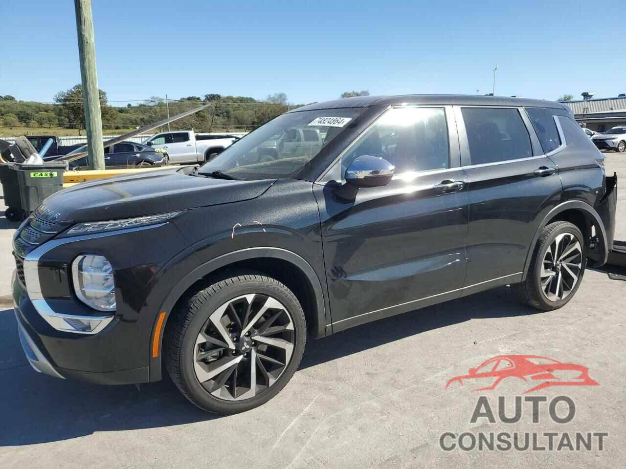 MITSUBISHI OUTLANDER 2023 - JA4J4UA8XPZ008921