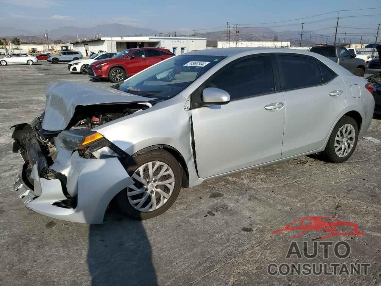TOYOTA COROLLA 2018 - 2T1BURHE0JC973369