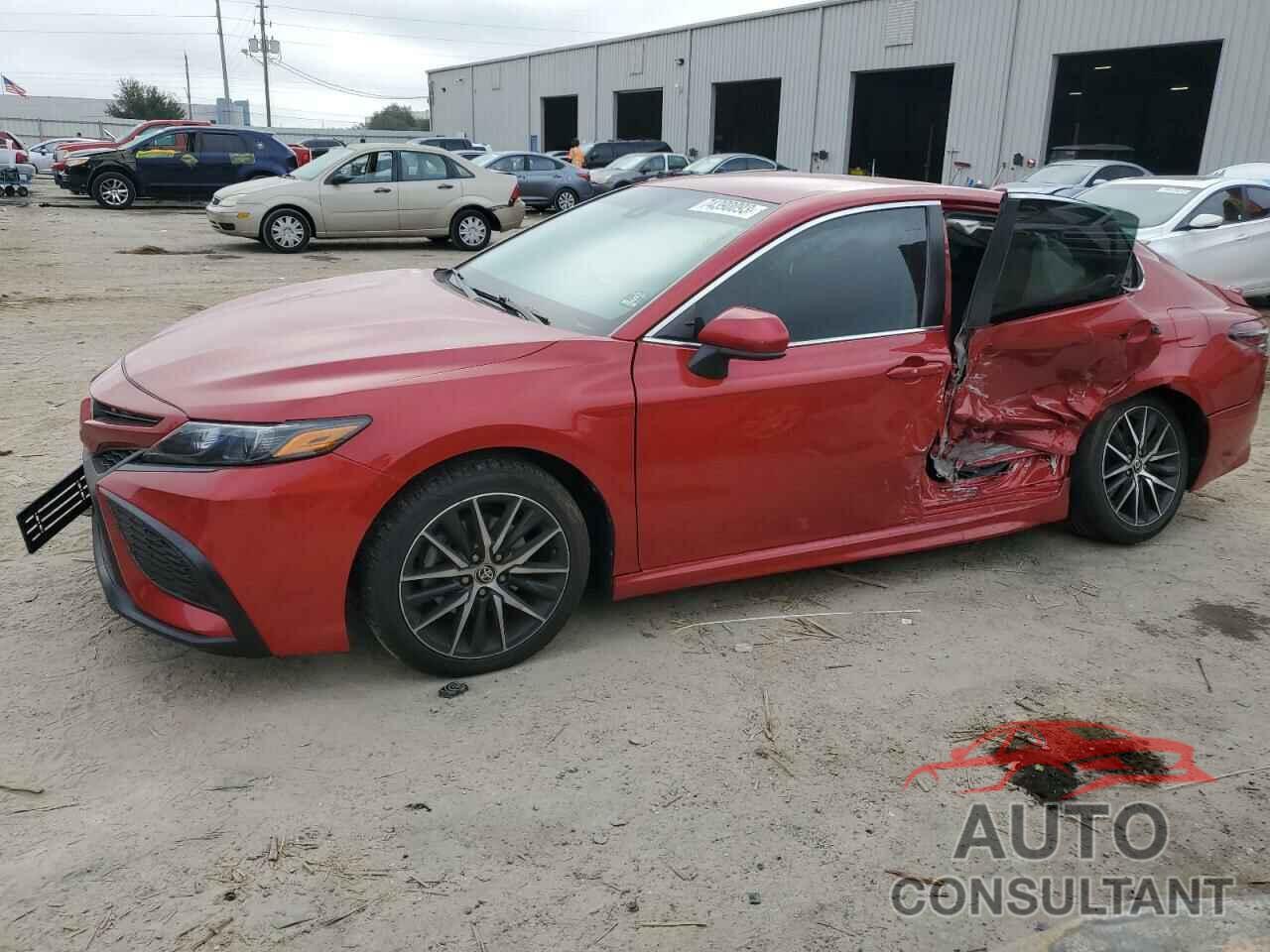 TOYOTA CAMRY 2021 - 4T1G11AK7MU467279