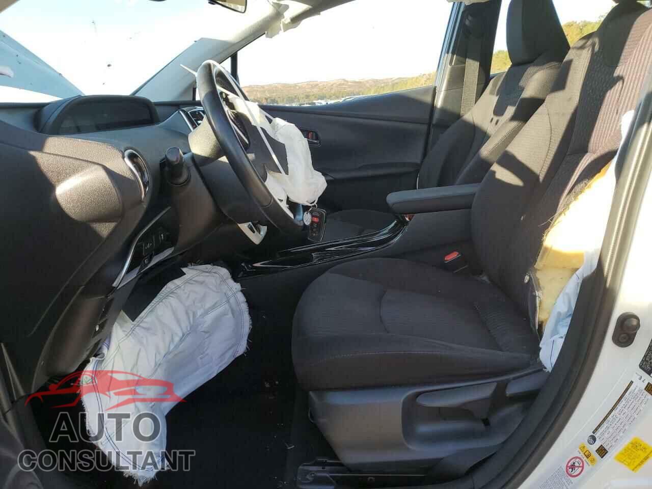 TOYOTA PRIUS 2018 - JTDKARFP4J3099050