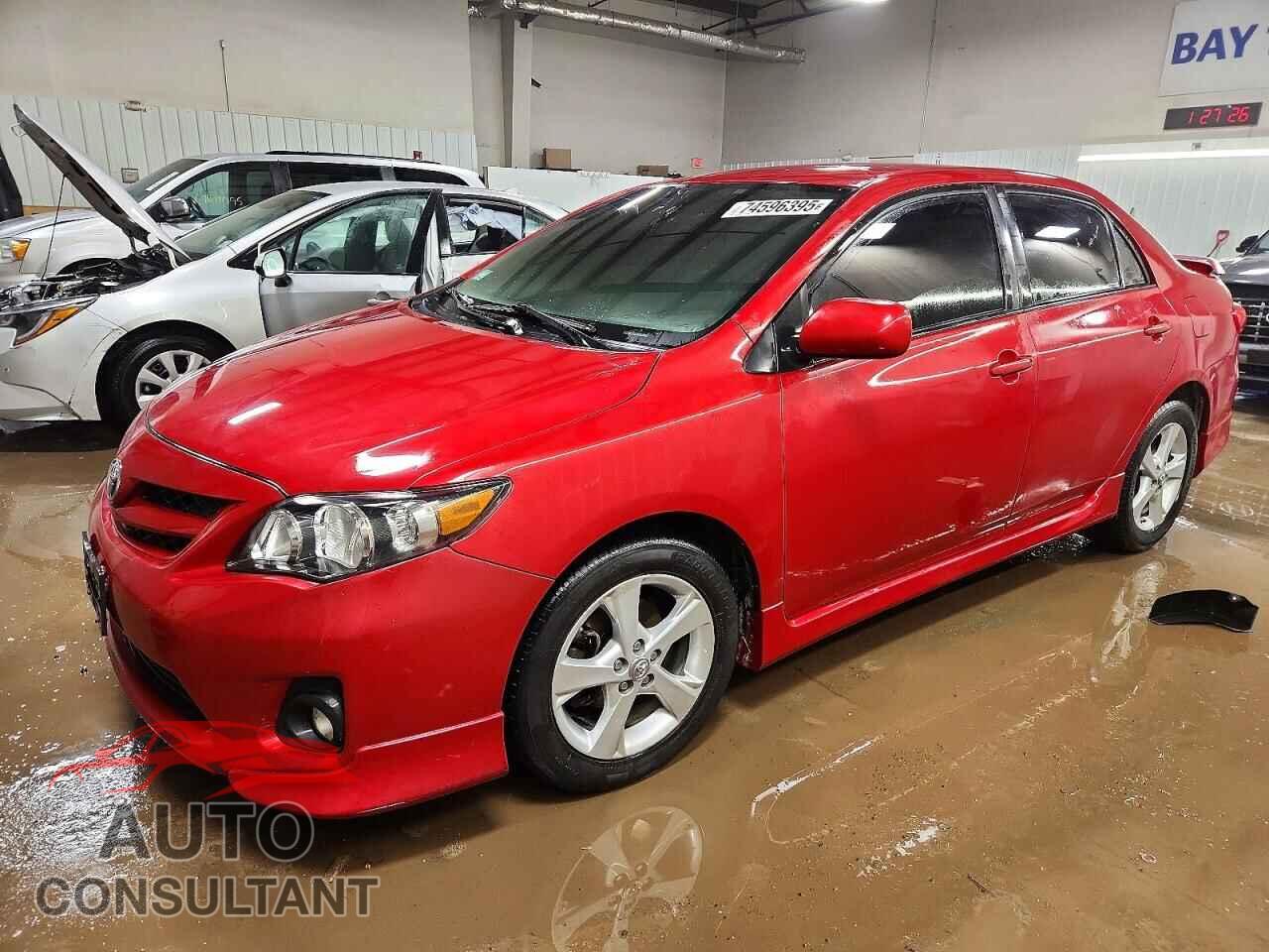 TOYOTA COROLLA 2013 - 2T1BU4EE7DC117823