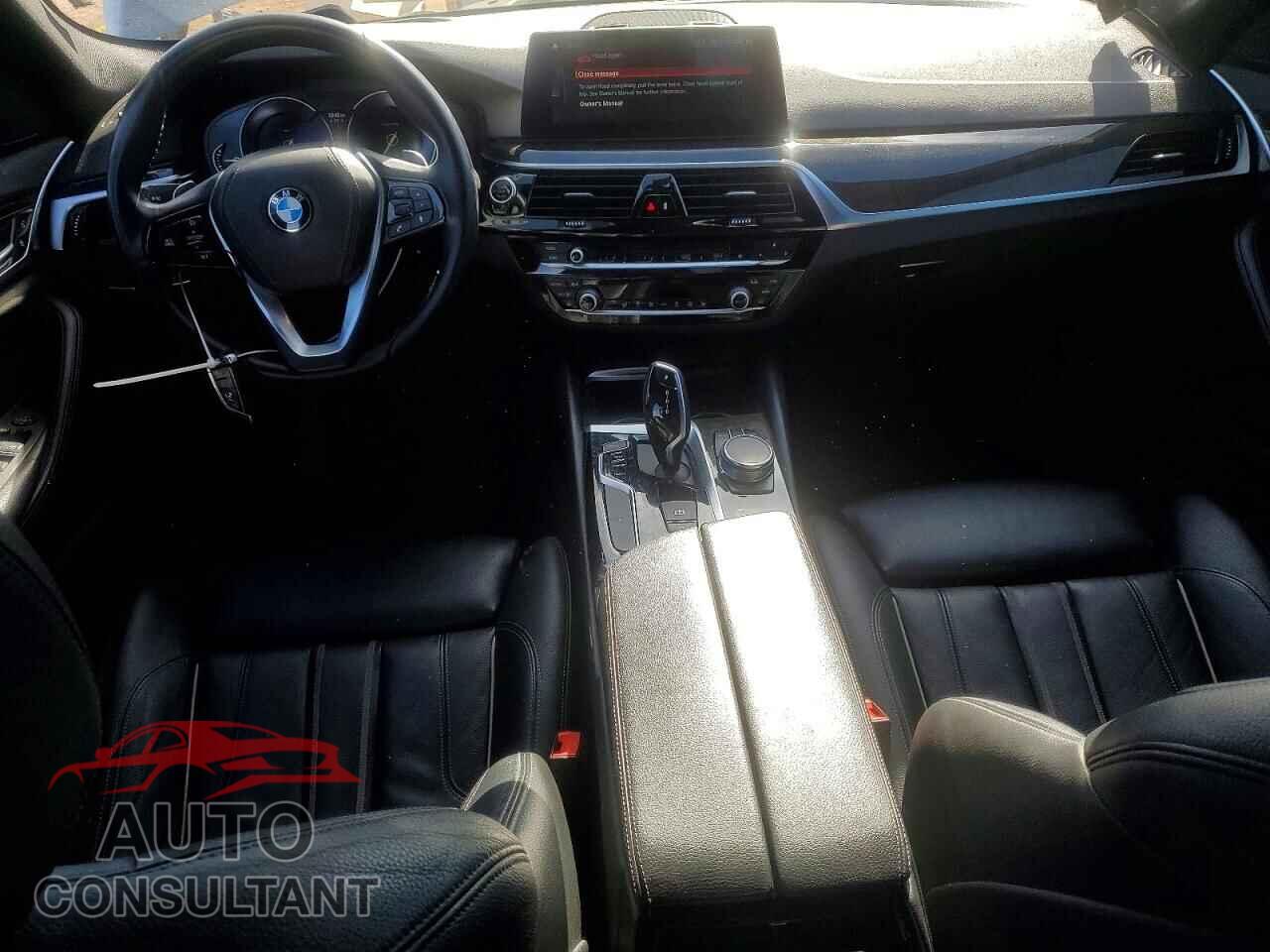 BMW 5 SERIES 2019 - WBAJE5C54KWW07557