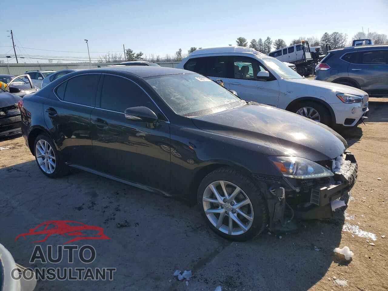 LEXUS IS 2012 - JTHCF5C26C5057248