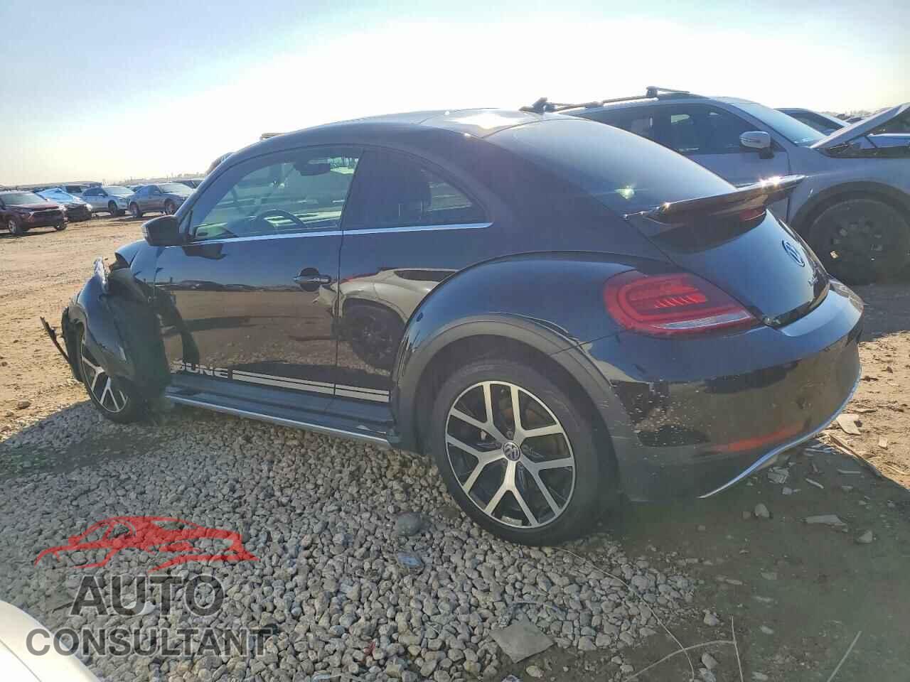 VOLKSWAGEN BEETLE 2018 - 3VWSD7AT5JM706777