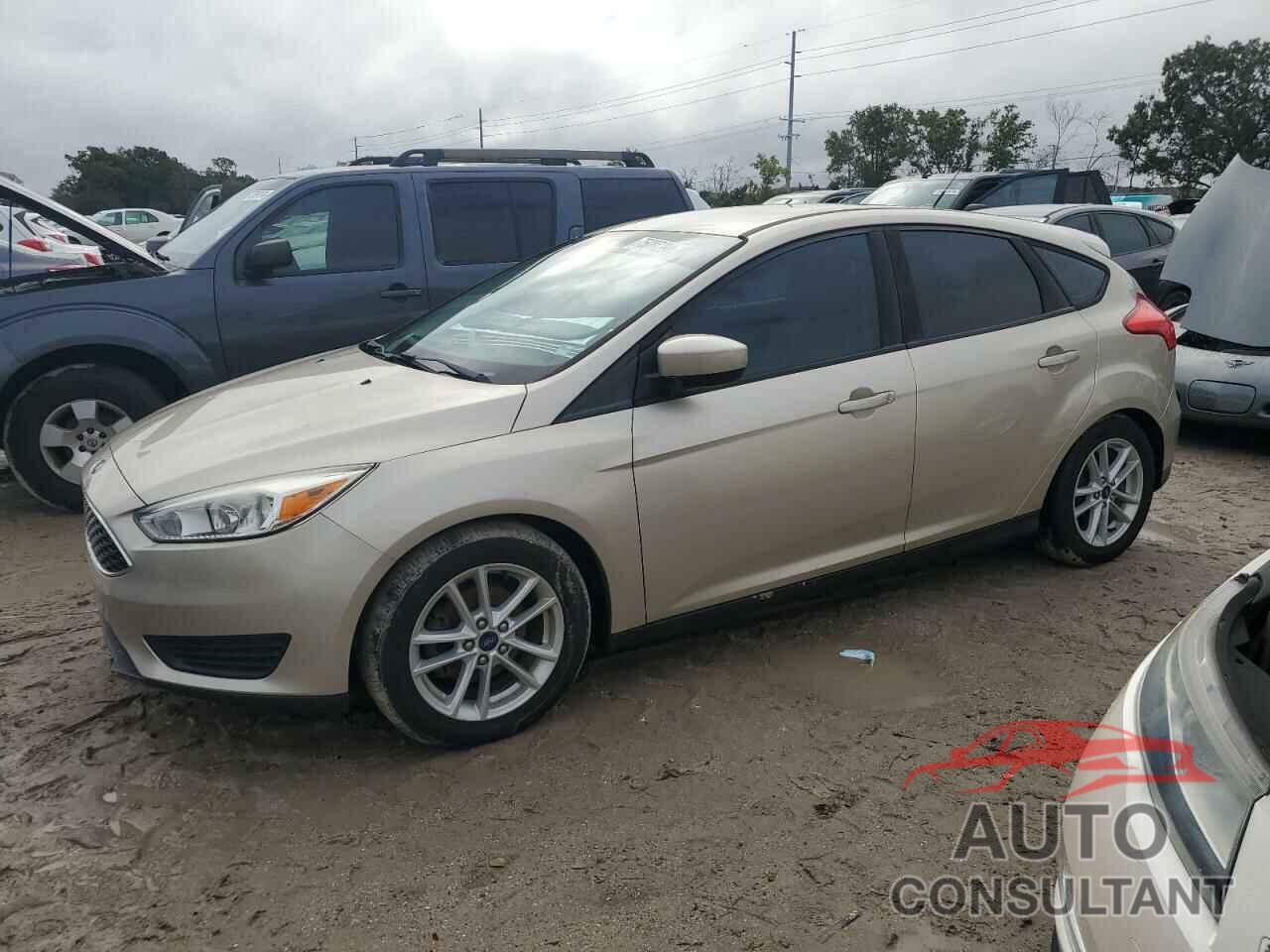 FORD FOCUS 2018 - 1FADP3K28JL308312