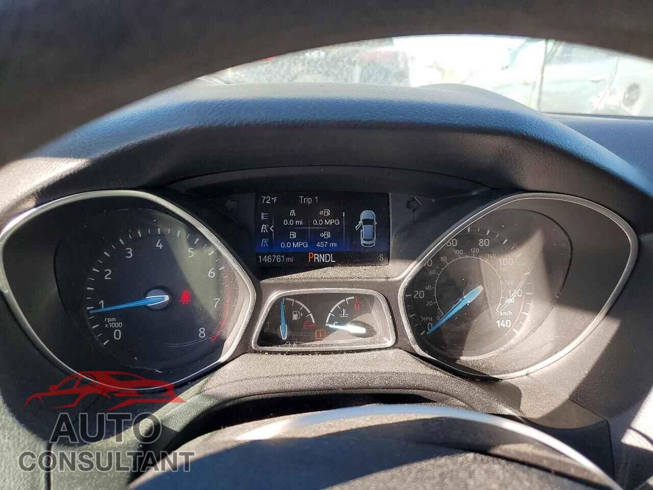 FORD FOCUS 2017 - 1FADP3F25HL336315