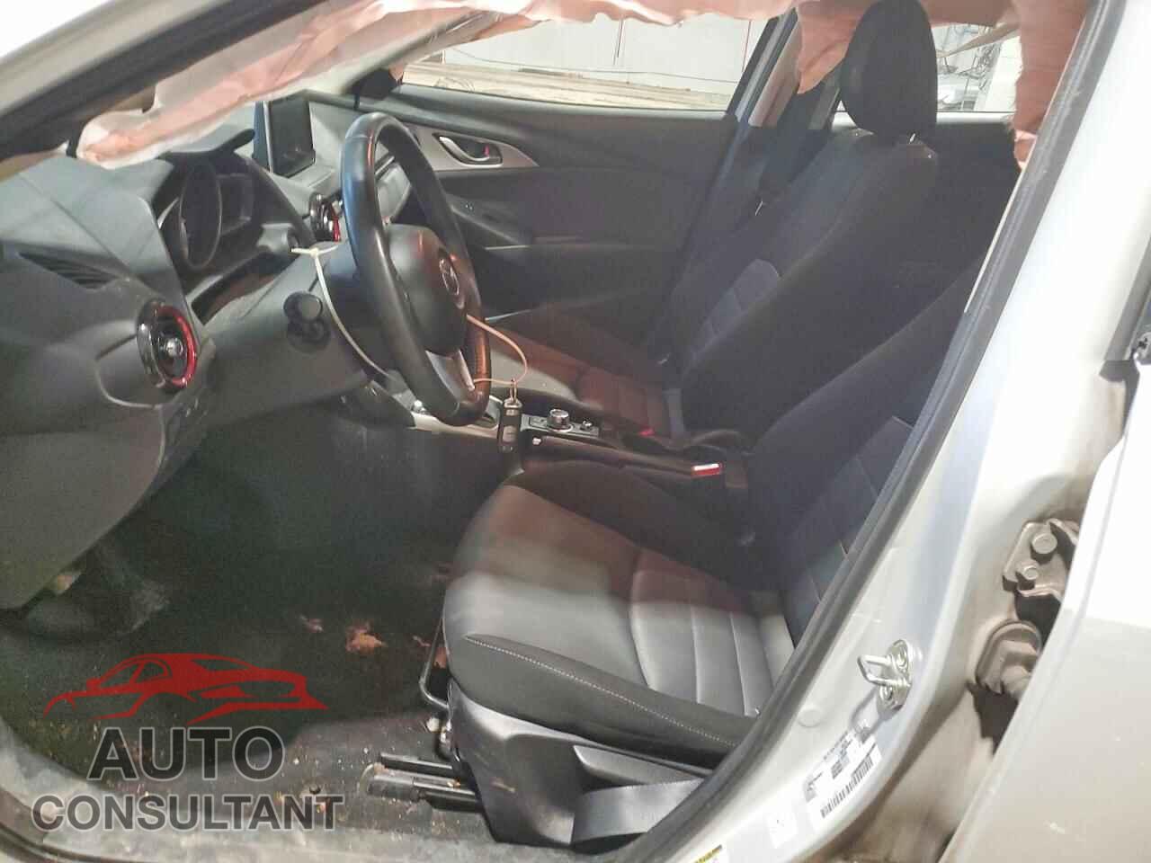 MAZDA CX-3 2017 - JM1DKFC78H0153809