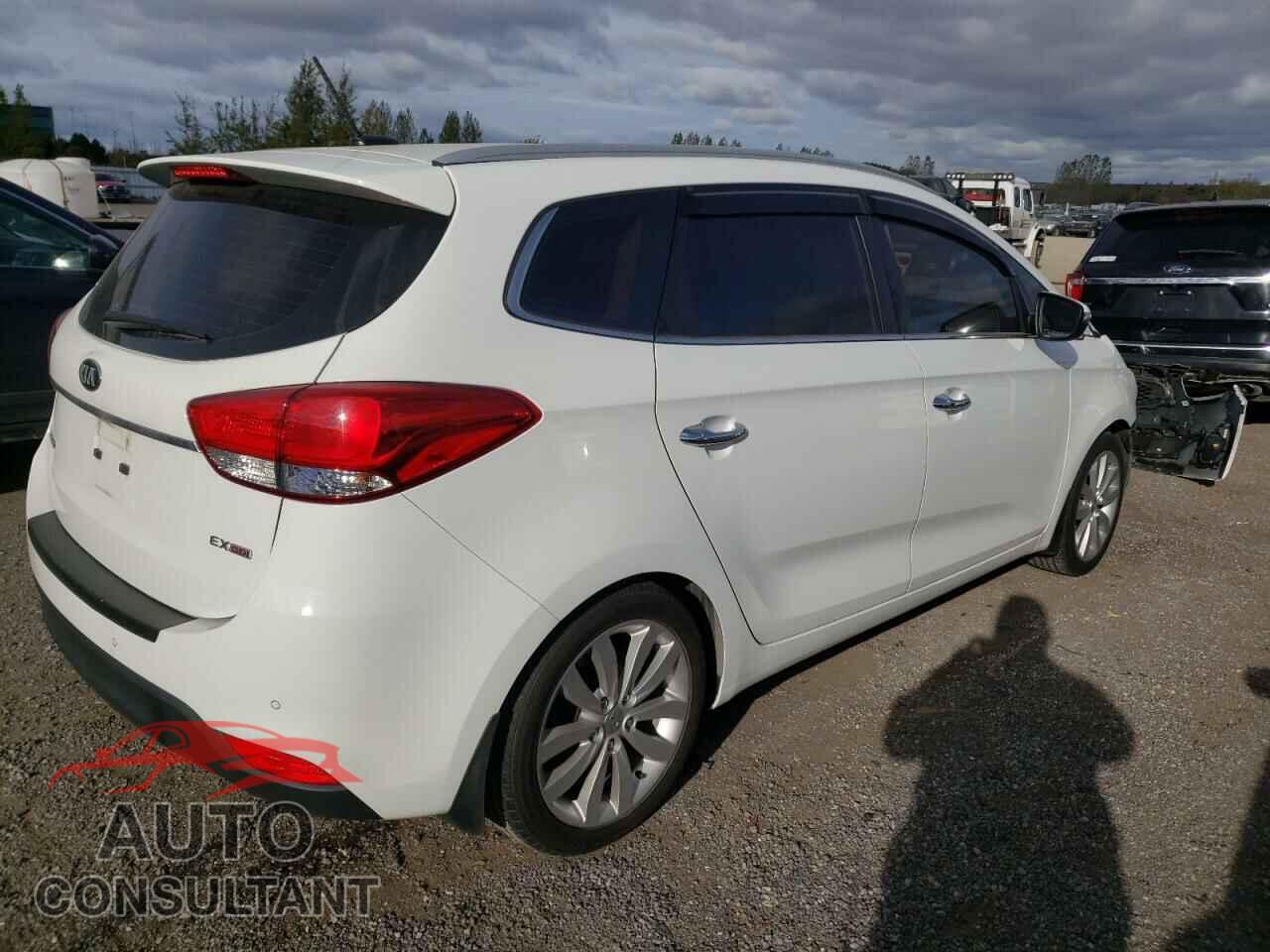 KIA RONDO 2014 - KNAHU8A30E7017813