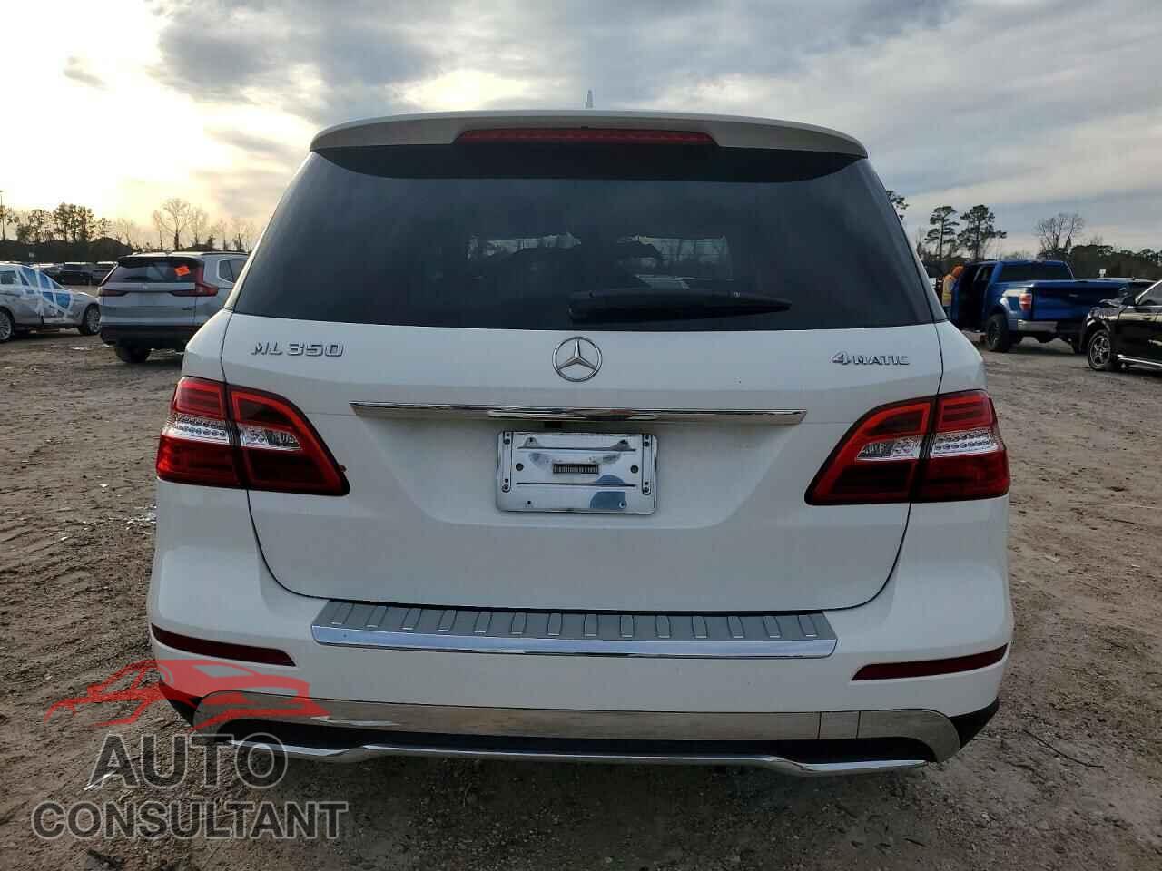 MERCEDES-BENZ M-CLASS 2015 - 4JGDA5HB3FA460138