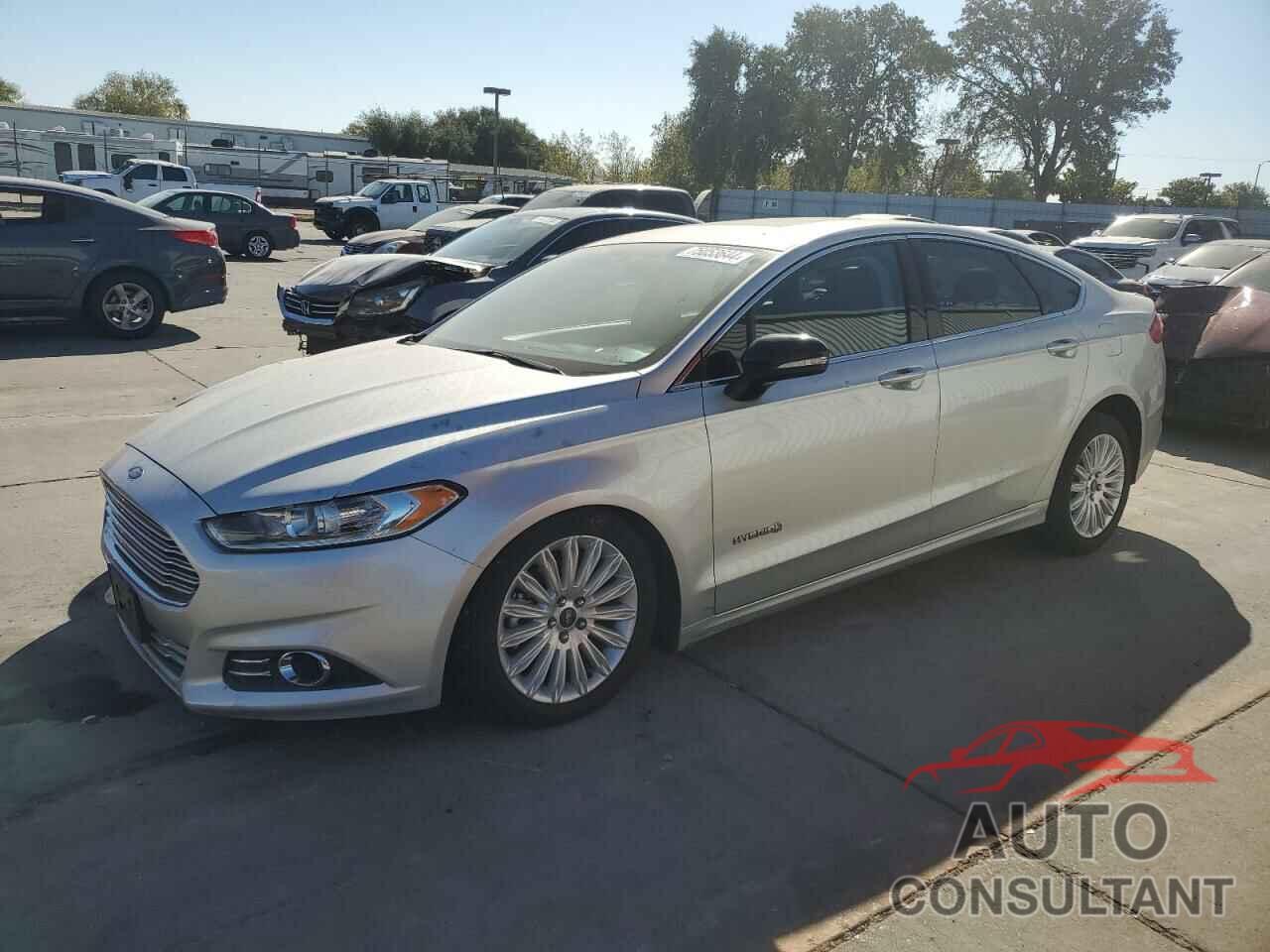 FORD FUSION 2016 - 3FA6P0LU6GR342833