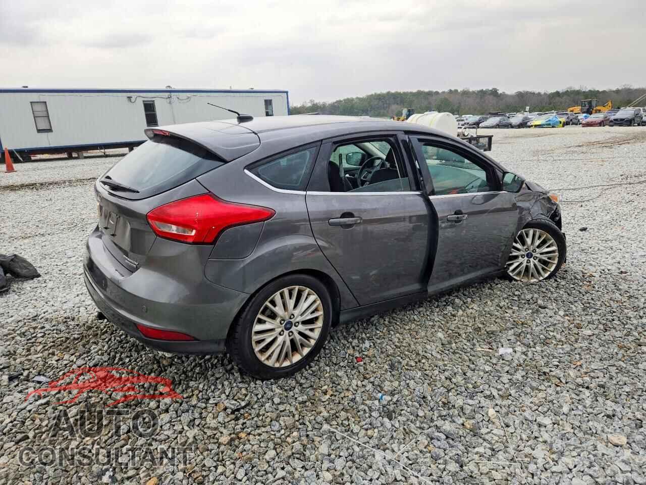 FORD FOCUS 2016 - 1FADP3N28GL241392