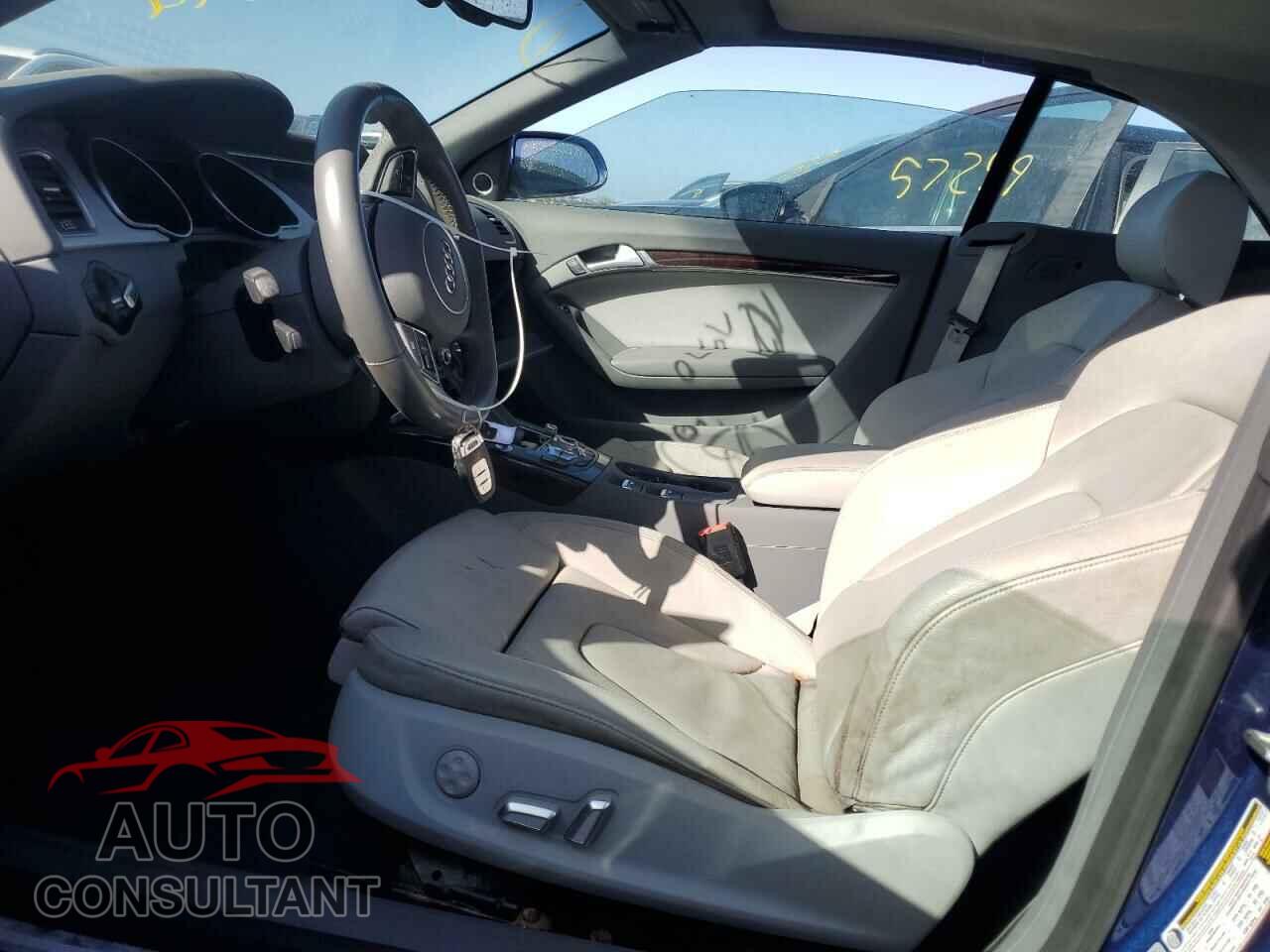 AUDI A5 2016 - WAUM2AFH2GN004818