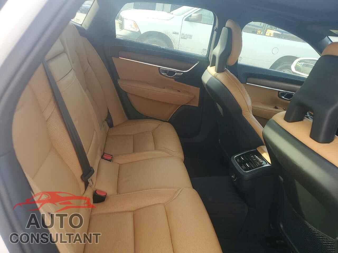 VOLVO S90 2017 - YV1A22ML8H1011617