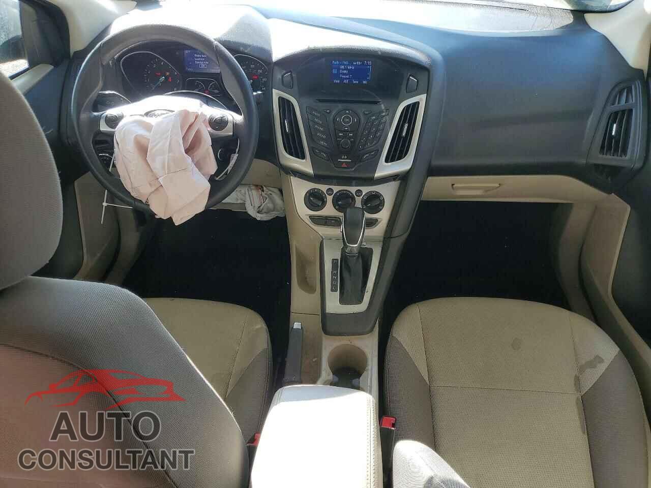 FORD FOCUS 2014 - 1FADP3F2XEL230986