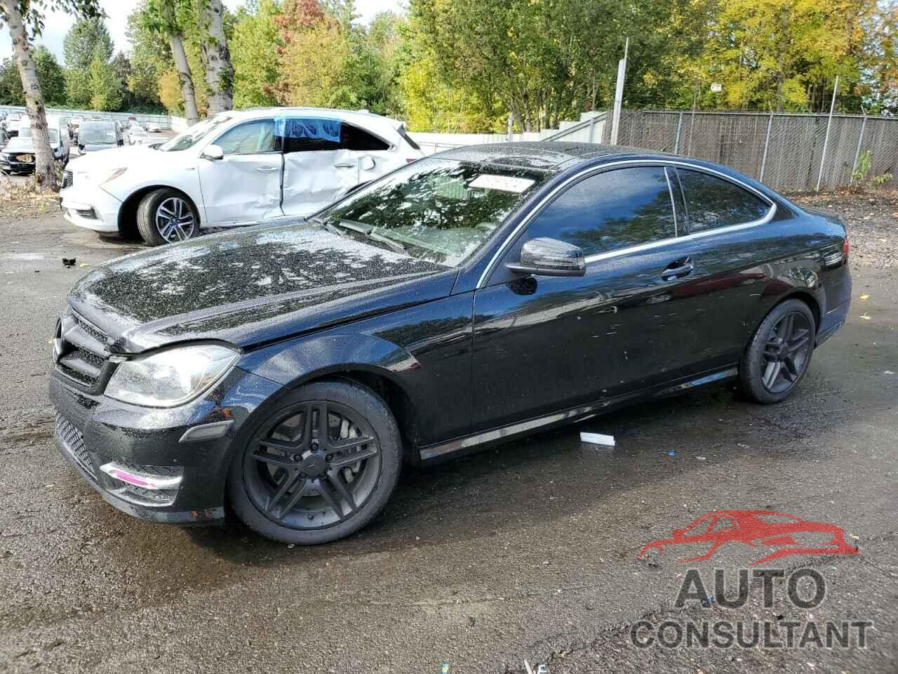 MERCEDES-BENZ C-CLASS 2012 - WDDGJ5HBXCF736238